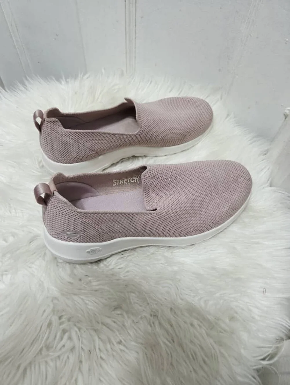 Skechers GOwalk Joy Sensational Day Slip-On Sneakers Mauve Pink Women's Size 8.5